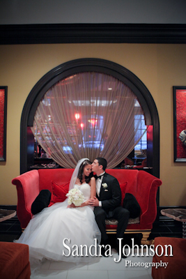 Best Maggiano's Orlando wedding photographer - Sandra Johnson (SJFoto.com)